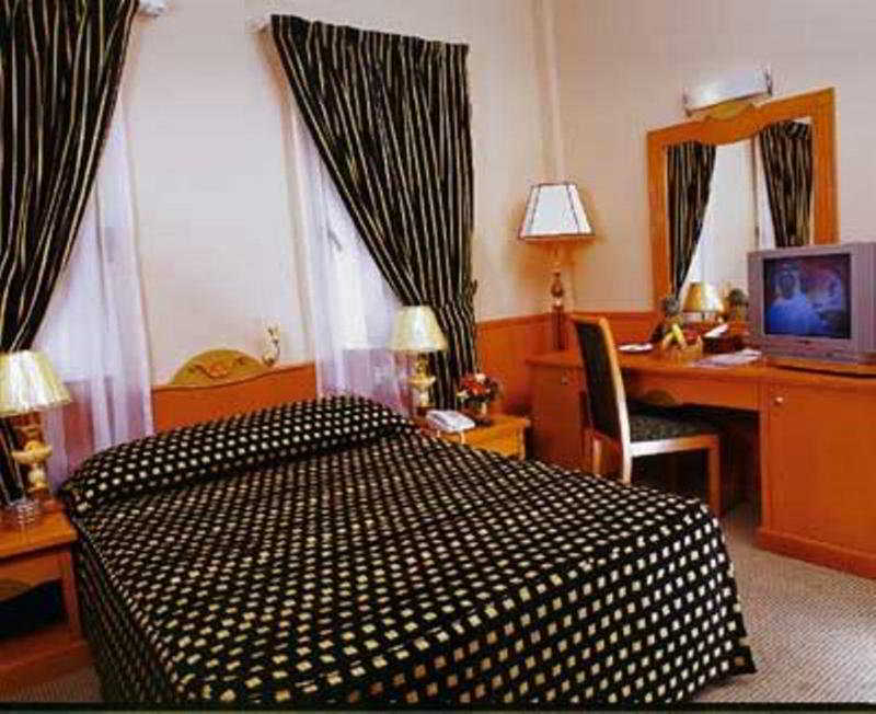Zain International Hotel Dubai Exterior foto
